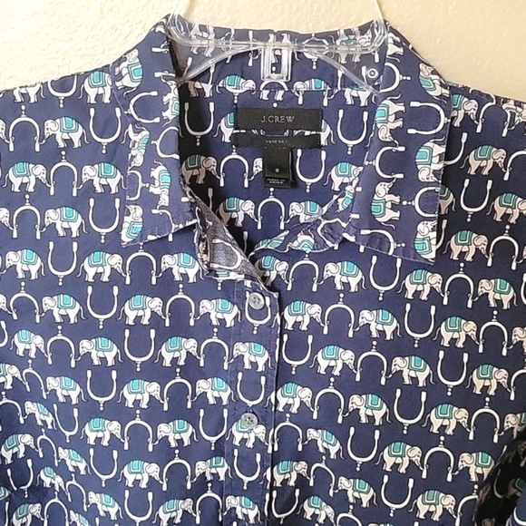 J. Crew Womens Perfect Slim Blue Elephant Print Button Front Shirt - Size 8 - Picture 2 of 7